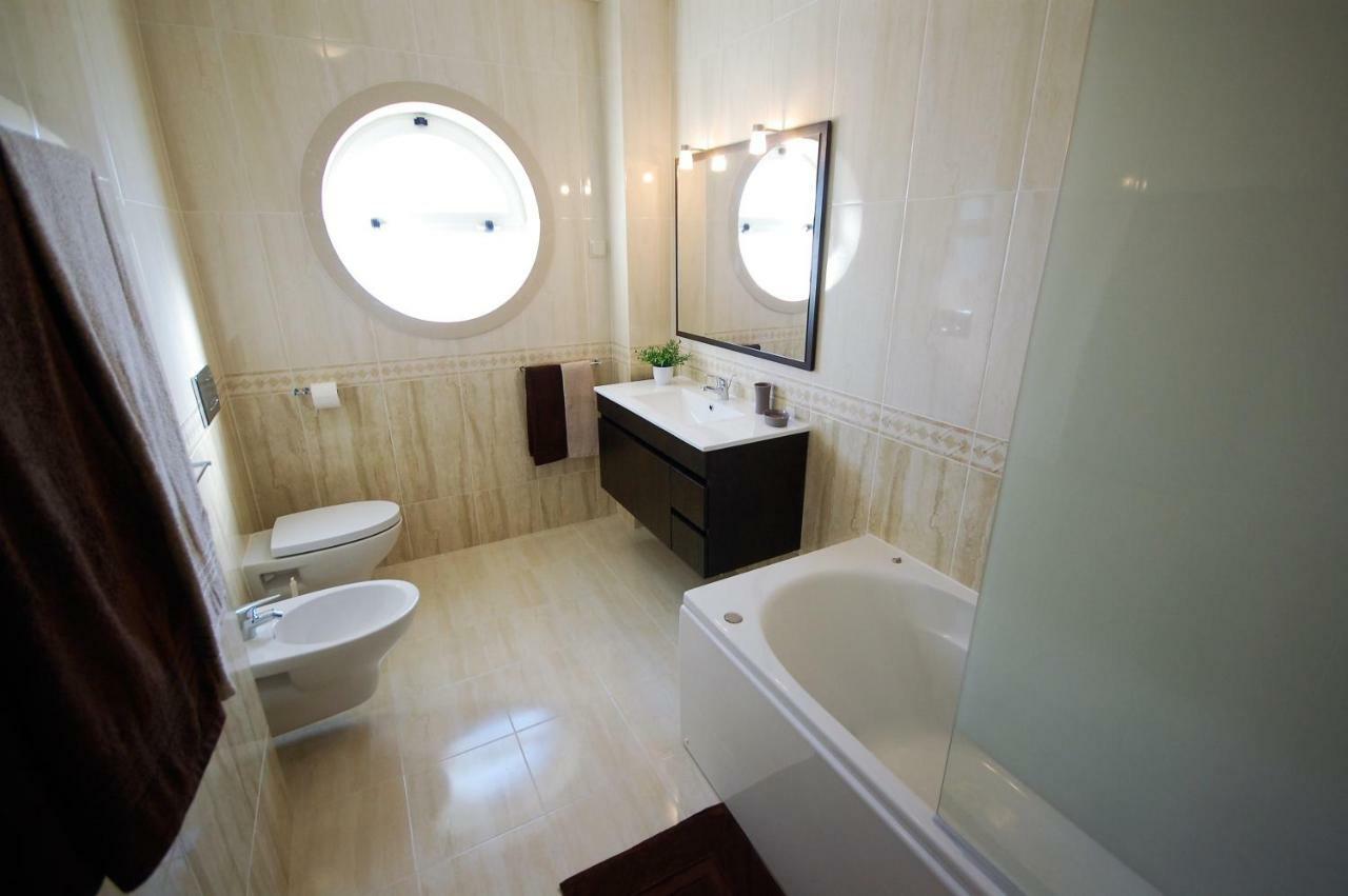 Apartamento Edificio Iberico - Albufeira Downtown エクステリア 写真